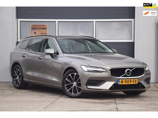 Volvo V60 2.0 B3 Momentum Business UITKLAPBARE TREKHAAK/LEDEREN BEKLEDING/COMFORT-STOELEN