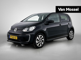 Volkswagen Up Style 83 PK| Dealeronderhouden | Achteruitrijcamera | Stoelverwarming | Climatronic | Parkeersensoren Achter | 15 Inch Velgen