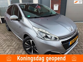 Peugeot 208 1.2 PureTech Tech Edition / Navi / Camera / PDC / NAP