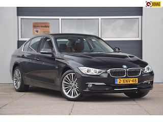 BMW 316i High Executive LEDEREN BEKLEDING/BI-XENON/VOORSTOELEN VERWARMD