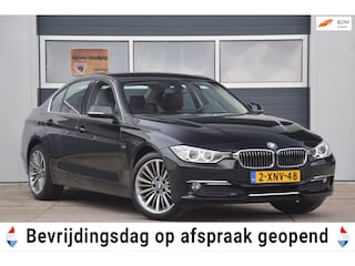 BMW 316i High Executive LEDEREN BEKLEDING/BI-XENON/VOORSTOELEN VERWARMD