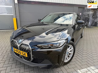 BMW i4 EDrive40 84 kWh*1e Eigenaar*NAP*APK*Accu gezondheid 98 % *Top Optie