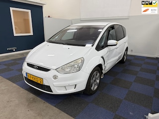 Ford S-MAX 2.0 Titanium Limited / RIJDBAAR SCHADE / NIEUWE APK / RIJDT SCHAKELT GOED