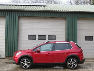 Peugeot 2008 1.2 PURETECH ALLURE