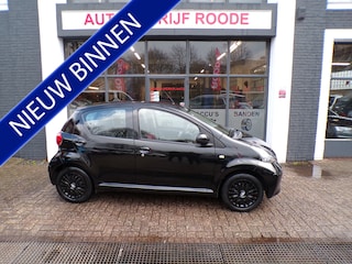 Toyota Aygo 1.0-12V + 1 EIGENAAR, NIEUWE APK !! ""ZONDAG OPEN ""