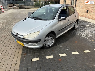Peugeot 206 1.4 XT