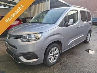 Toyota Proace City 1.2 Turbo Dynamic