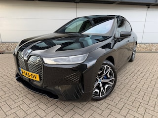 BMW iX XDrive40 High Executive 77 kWh*FullOptie*1eEigenaar*Accu gezondheid 98 % NAP*NEWAPK