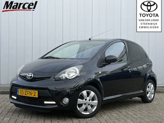 Toyota Aygo 1.0 VVT-i Dynamic Orange NL Auto Dealer Onderhouden Airco Bluetooth Radio LMV