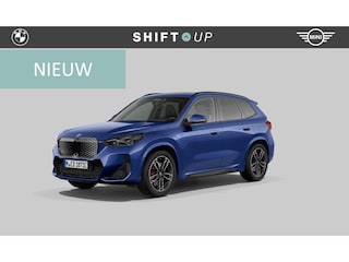 BMW iX1 xDrive30 M-Sport | Panoramadak | Harman Kardon | Elektr. Trekhaak