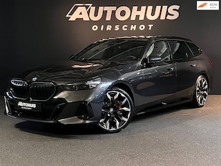 BMW 5-serie Touring 520i High Executive Edition M Stuurverwarming/Bower&Wilkins/21"/Glazendak/Trekhaak/ 360Camera/M Gordels/