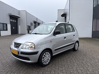 Hyundai Atos 1.1i Active 60 PK. Zuinige en zeer betrouwbare auto !!!