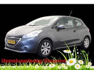 Peugeot 208 1.2 VTi Access Bak maakt geluid