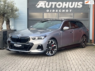 BMW 5-serie Touring 520i High Executive Edition M Stuurverwarming/Bower&Wilkins/21"/Glazendak/Trekhaak/ 360Camera/M Gordels/