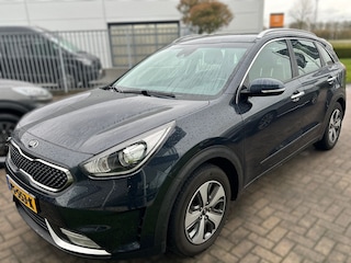 Kia Overige Niro BWJ 2017 | 1.6 GDi 142PK Hyb. Dynamic l. | TREKHAAK | CLIMA | NAVI | CAMERA A | CARPLAY | LEDER/STOF | PDC |