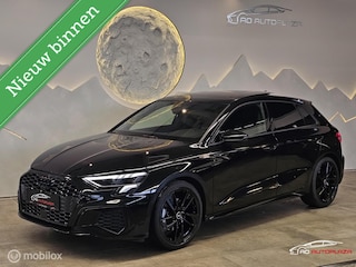 Audi A3 Sportback 35 TFSI S-line Panorama/Sfeer/Camera/Full Black
