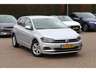 Volkswagen Polo 1.0 TSI AUTOMAAT / Navigatie / Parkeerhulp V+A / 15'' / Stoelverwarming / CarPlay / Cruise Control