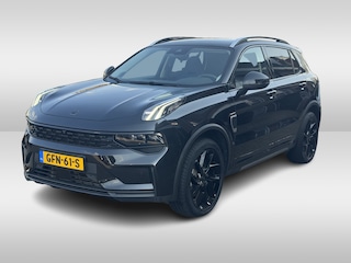 Lynk & Co 01 1.5 Black Edition /  Panoramadak / 360Camera / 20'' / Keyless / Dodehoek / ACC / Apple CarPlay / DAB / Stoelverwarming / Virtual Cockpit