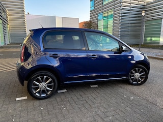 Volkswagen Up 1.0 groove up! BlueMotion|NAVI|Airco|Stoelverwarming