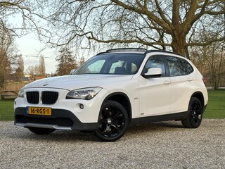 BMW X1 1.8i Automaat,Cruise,Pano,PDC,Navi,Trekhaak.