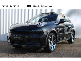 Lynk & Co 01 1.5 | Automaat | Panoramadak | Parkeercamera | Parkeersensoren voor + achter | Adaptive cruise control | Apple carplay & Android auto