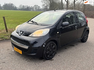 Peugeot 107 1.0-12V Sublime | LANGE APK | 5DRS | AIRCO | TOERENTELLER | CENTRALE VEGRENDELING
