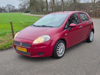 Fiat Punto Grande 1.2 Active 5drs, airco, nieuwe apk bij levering
