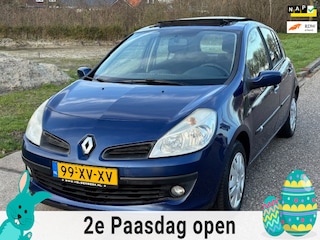 Renault Clio 1.2 TCE Dynamique 5-Drs Airco Electric pakket Audio/CD El. bediend panoramadak Cruisecontrol dealeronderhoud Nw Apk!