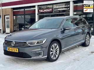 Volkswagen Passat Variant 1.4 TSI GTE Connected Series | HYBRIDE | TREKHAAK | NAVIGATIE | STOELMASSAGE |