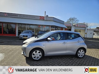 Toyota Aygo 1.0 VVT-i x-play