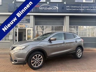 Nissan Qashqai 1.2 Connect Edition | LMV | PDC | Clima | Navi | Camera | Keyless |  01-2015 55.620 KM
