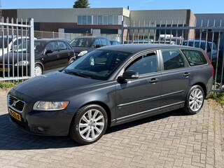 Volvo V50 2.0 Edition II 146PK NL AUTO NAP! Leer l Airco ECC l Cruise l Trekhaak l PDC l GOED ONDERHOUDEN