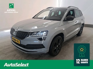 Skoda Karoq 1.5 TSI 150pk Automaat Sportline Business | Panoramadak | Trekhaak | Comfort & Functie pakket | CarPlay | ACC | LED