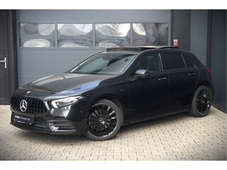 Mercedes-Benz A-klasse 250 e Business Solution AMG Limited | Panoramadak | Stoelverwarming | Memory Seats | Keyless | Ambiance Verlichting | Apple Carplay | Camera | Cruise Control |