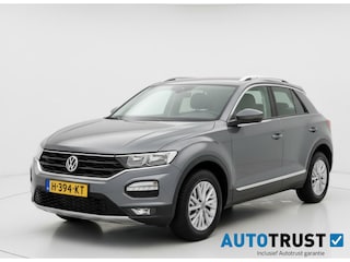Volkswagen T-Roc 1.0 TSI Style ADAPTIVE CRUISE TREKHAAK CARPLAY