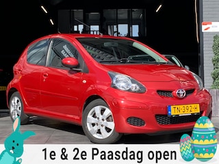 Toyota Aygo 1.0-12V Comfort|El.Ramen|5 deurs|APK|Lage KM|AUX