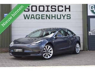 Tesla Model 3 Standard RWD Plus 60 kWh | Panorama | Leder |