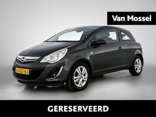 Opel Corsa 1.2-16V Berlin | 86pk | Airco | Cruise Control | Dealer Onderhouden! | Lichtmetalen Velgen |