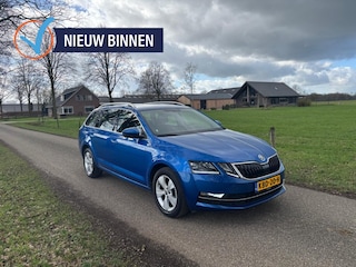 Skoda Octavia Combi 1.5 TSI Business Edition | Navigatie | Adaptieve Cruise Control
