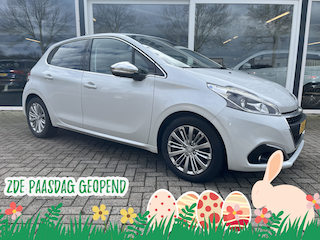 Peugeot 208 1.2 PureTech Allure Parelmoer / Nav / Lmv / Cruise / Led / Clima
