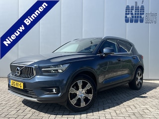 Volvo XC40 2.0 T4 190 pk Inscription Trekhaak Panoramadak Leder 360 Camera ACC Pilot Assist Harman Kardon Audio BLIS DAB Apple Carplay Android  Auto Stoelverwarming Scandinavian Line Hoge Zit 8-traps Automaat Super compleet en 1800 kg trekgewicht !