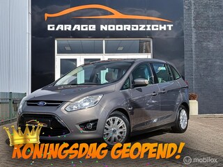 Ford C-MAX 1.0 Ecoboost met /Panorama Dak/Stoelverwarming/Bestuurdersstoel Electrische/Navigatie/ Garage Noordzicht is open Maandag tot Vrijdag van 9.00 tot 18.00 uur en Zaterdag tot 17.00 uur. Tel:0553124386