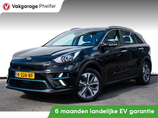 Kia Niro EV e-Niro DynamicLine 64 kWh Trekhaak/ 3-Fase/ Stoel-stuurverwarming/ Camera/ Dab/ Adapt. cruise/ Ambient verlichting