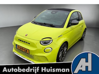 Abarth 500 Scorpionissima 42 kWh 114kW/155pk Aut. JBL PREMIUM SOUND + CAMERA + NAVIGATIE + LANE ASSIST + ENGINE SOUND GENERATOR + STOELVERWARMING + KEYLESS + BLIND SPOT + EL.CABRIODAK + PARKEERSENSOREN V&A + 18" LM-VELGEN!!