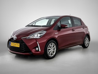 Toyota Yaris 1.5 Hybrid Dynamic | Nederlandse Yaris | Parelmoer Lak | LM Velgen | Climate Control |