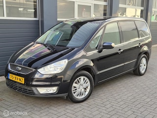 Ford Galaxy 2.0-16V Ghia | 7 PERSOONS | AIRCO | TREKHAAK | CRUISE |