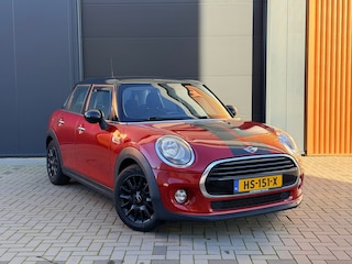 Mini Cooper 1.5 Business |Automaat|Navi|Cruise Control|Airco
