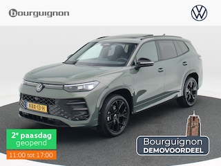 Volkswagen Tayron R-Line Edition 1.5 eHybrid 272 PK | Trekhaak | HUD | Pano | 360 Camera | Black style |