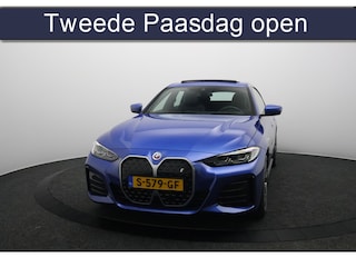 BMW i4 eDrive40 High Executive M Sport 84 kWh SOH 96,8% | Live Cockpit Plus | Schuif\Kanteldak | Head-Up Display | Leer