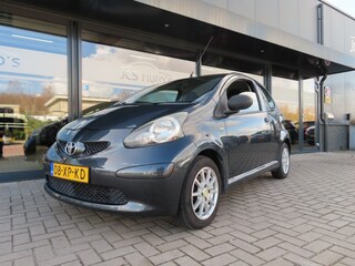 Toyota Aygo 1.0-12V Airco Licht Metaal 2007